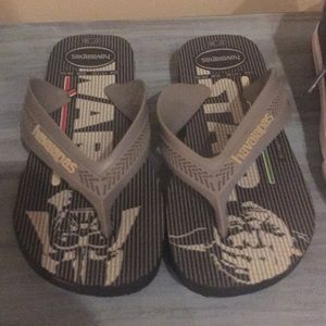 Two pairs of little boys size 11
